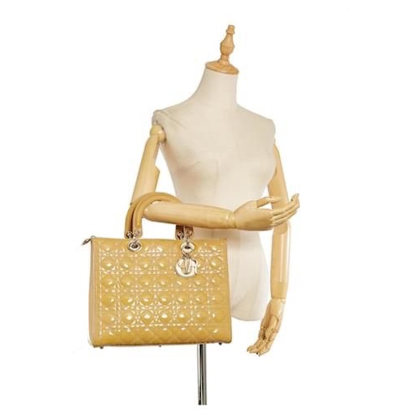Authentic Christian Dior Cannage Lady Dior Patent Leather Tote Bag - Picture 3 of 15